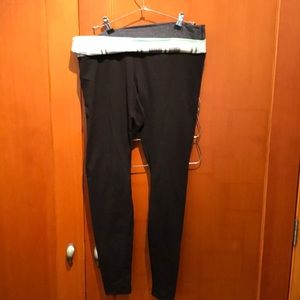 Lululemon yoga pants